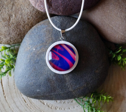 "Fluid hajnal" fehér alappal (fix nyaklánc)